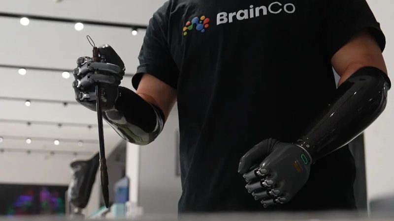 在评估软件外包开发公司的技术实力时，以下指标尤为重要：